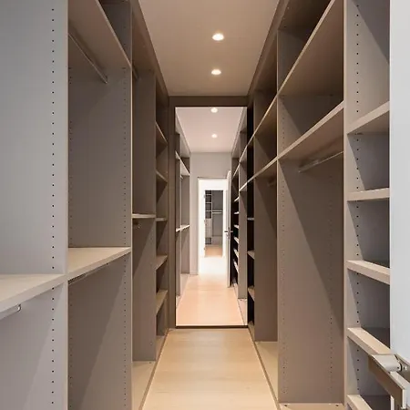 Black Stone Villa *
