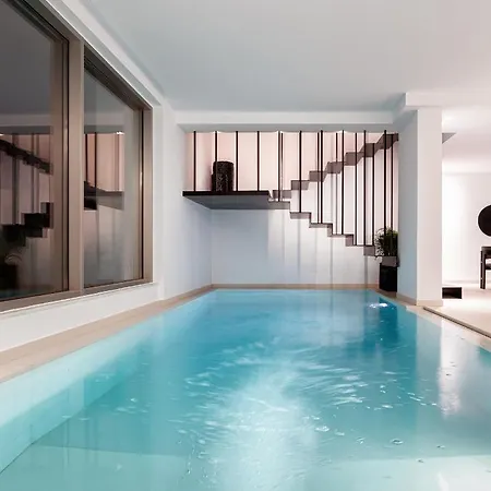 Black Stone Villa *